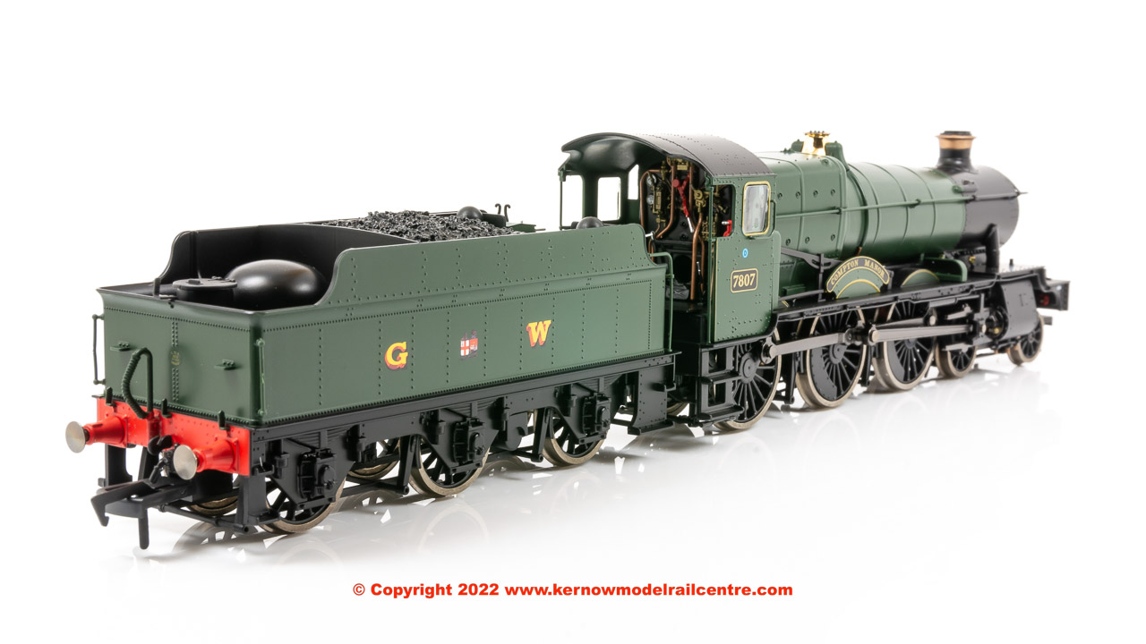 4S-001-003 Dapol GWR 78xx Manor Steam Locomotive number 7807 named "Compton Manor" in GWR Green livery with G CREST W lettering